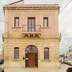 Siracusa Comfy & Central Apartment With Terrace